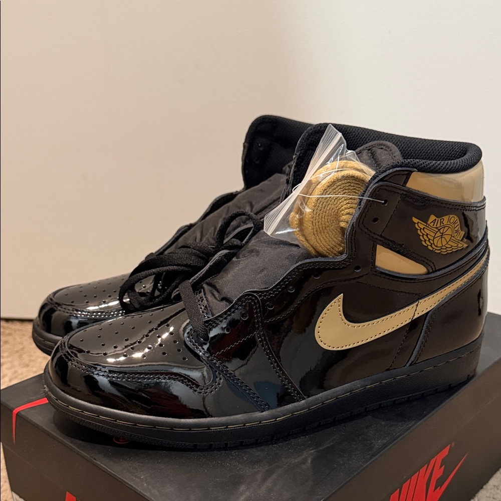 Nike Air Jordan 1